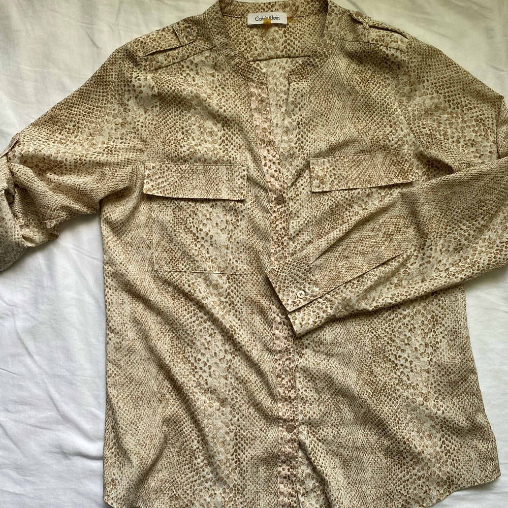 CALVIN KLEIN Beige Button-Up Snakeskin Print blouse
